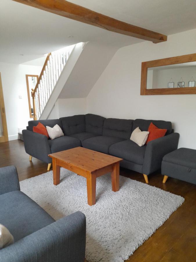 Converted Barn In Bath Kültér fotó
