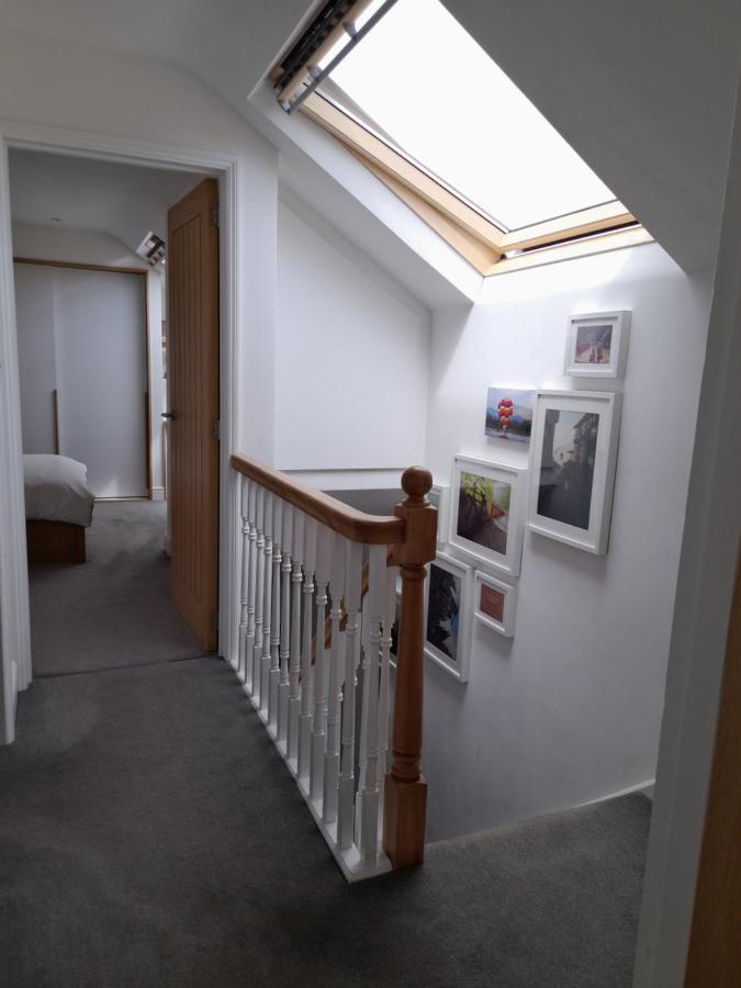 Converted Barn In Bath Kültér fotó